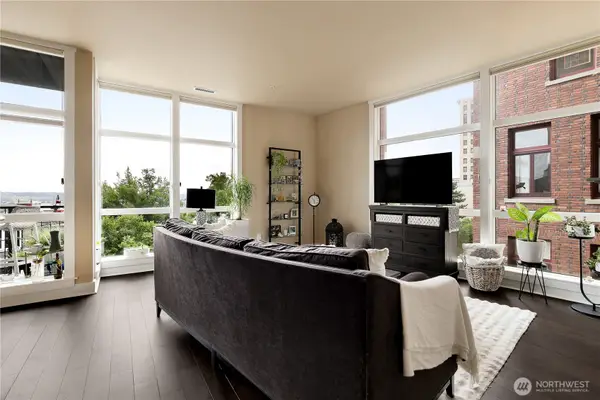 708 Market Street #402, Tacoma, WA 98402