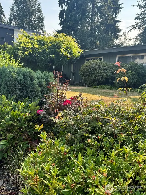 7215 126th Avenue Ne, Kirkland, WA 98033