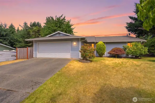 2723 Webber Court, Steilacoom, WA 98388