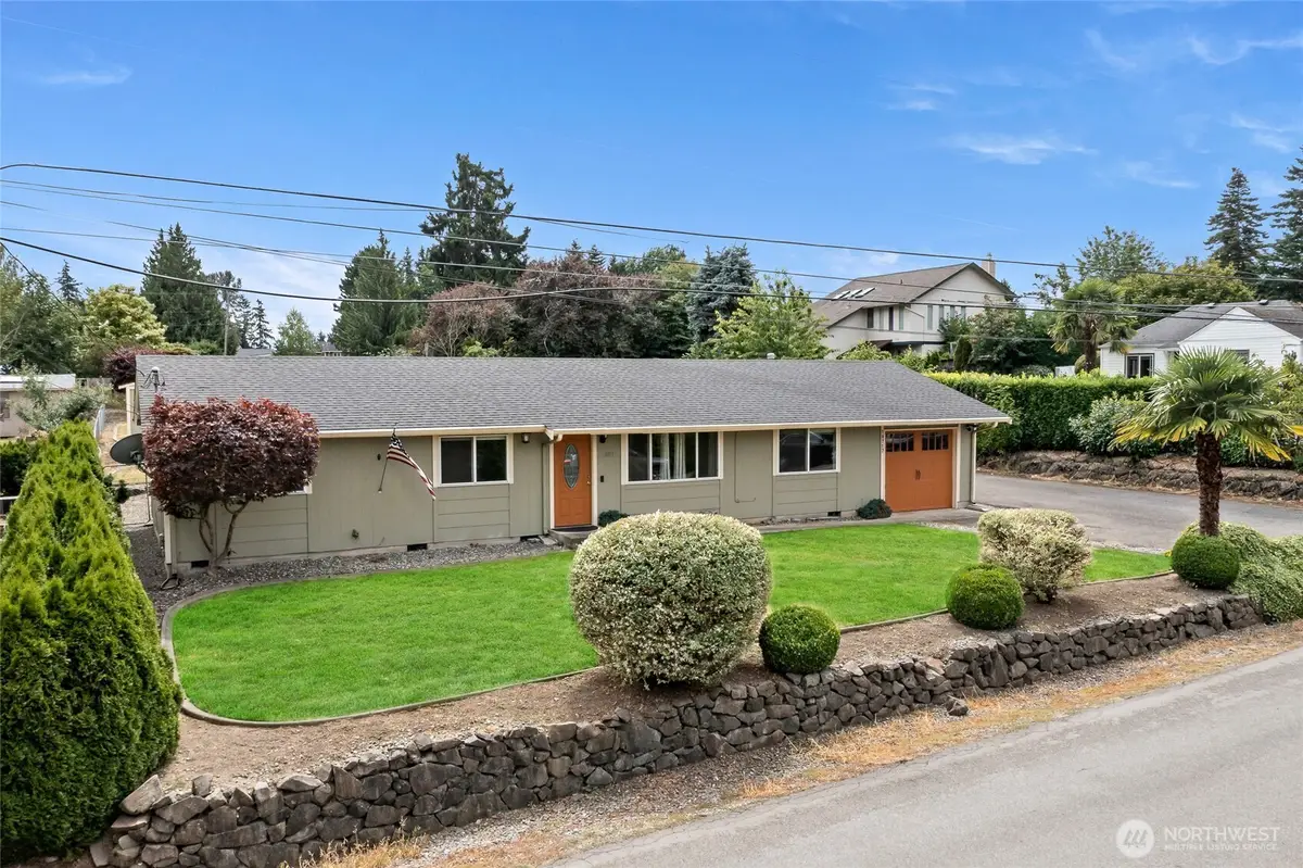 10717 SE 211th Street, Kent, WA 98031 - #1