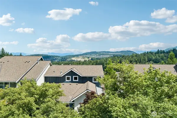 93 Sky Ridge Road Nw #505, Issaquah, WA 98027