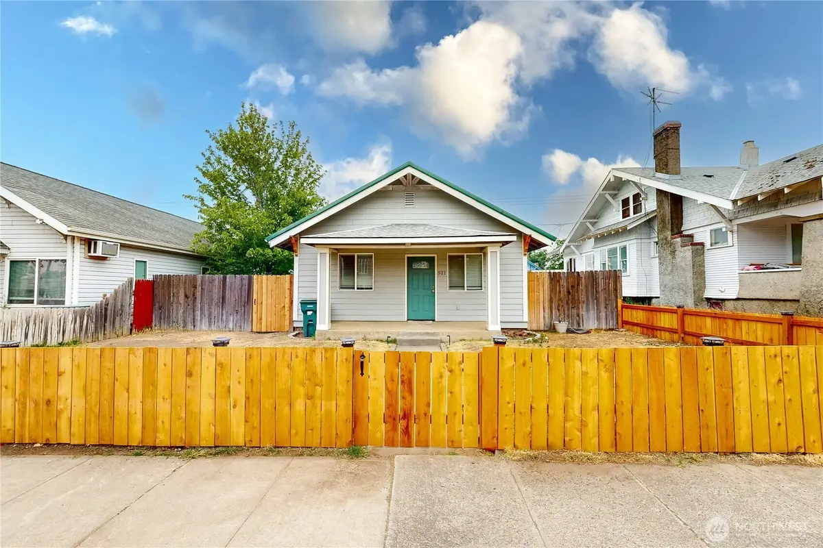 521 S Main Street, Milton Freewater, OR 97862 - #1