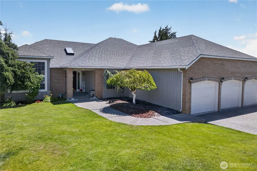 213 S 78th Avenue, Yakima, WA 98908 - #2