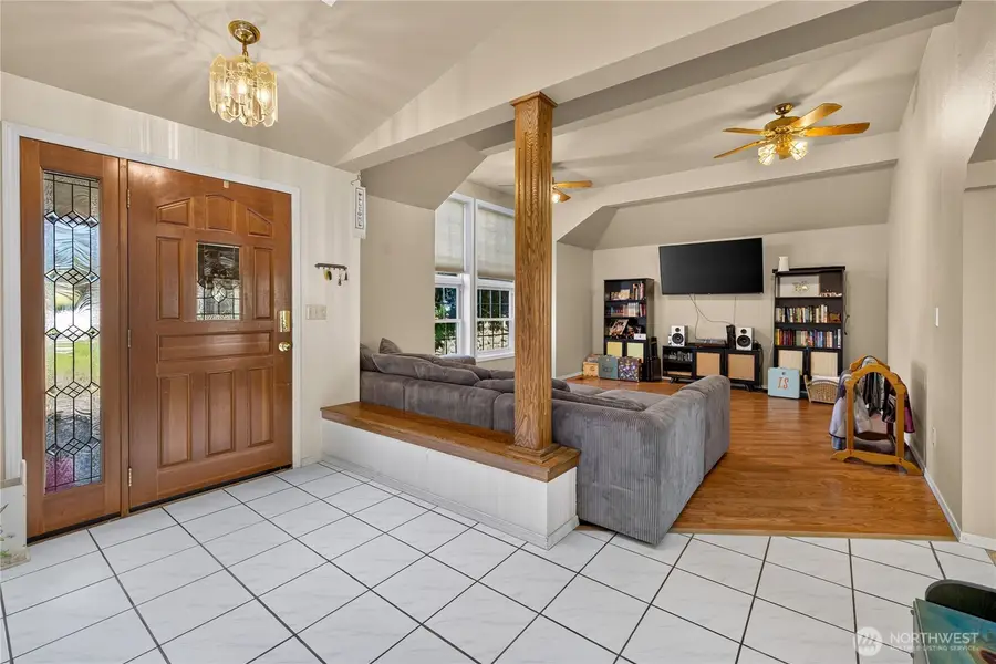 213 S 78th Avenue, Yakima, WA 98908 - #3