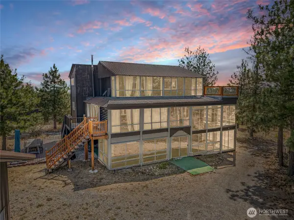 107 Pioneer Lane, East Wenatchee, WA 98802