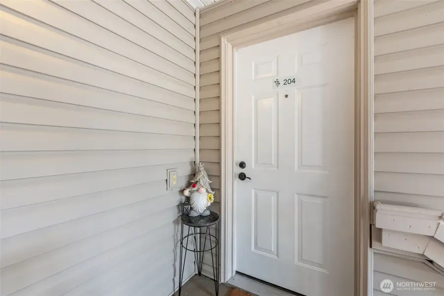 8833 1st Street Ne #J204, Lake Stevens, WA 98258 - #2