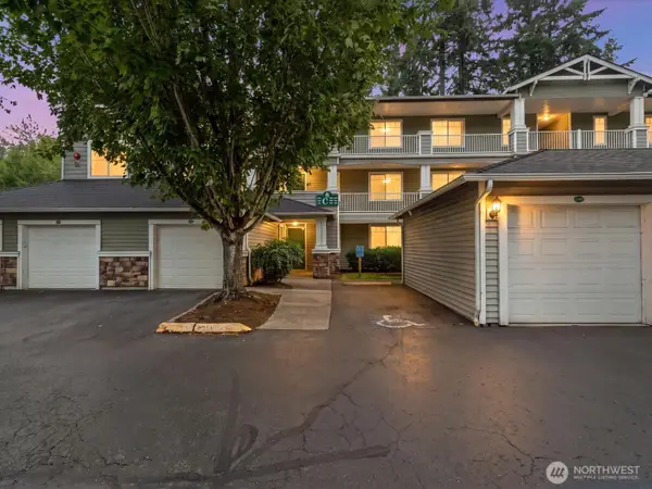 12712 Admiralty Way #C301, Everett, WA 98204