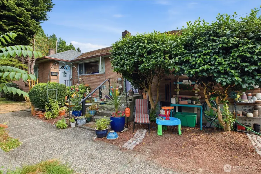 7420 Rainier Avenue S, Seattle, WA 98118 - #3