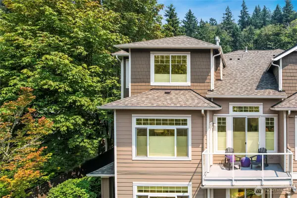 3500 E Lake Sammamish Parkway Se #2-105, Sammamish, WA 98075