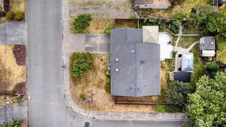 326 4th Avenue Se, Pacific, WA 98047 - #3