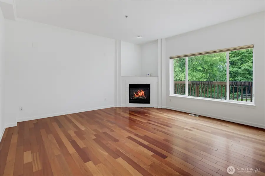 9729 26th Avenue Sw #404, Seattle, WA 98106 - #3