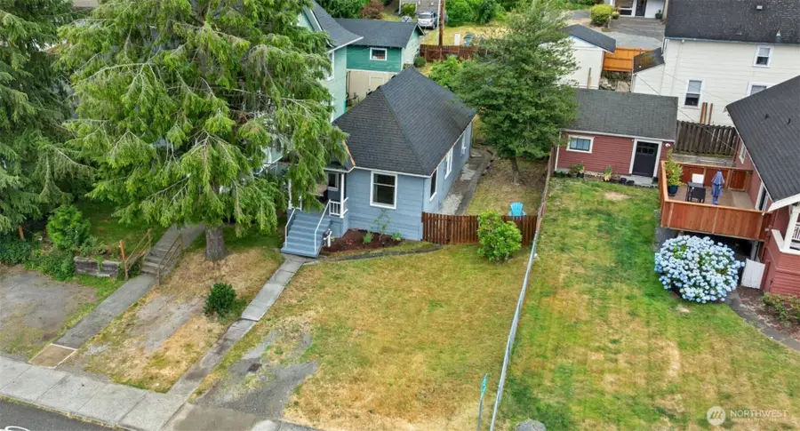3425 Hoyt Avenue, Everett, WA 98201 - #2