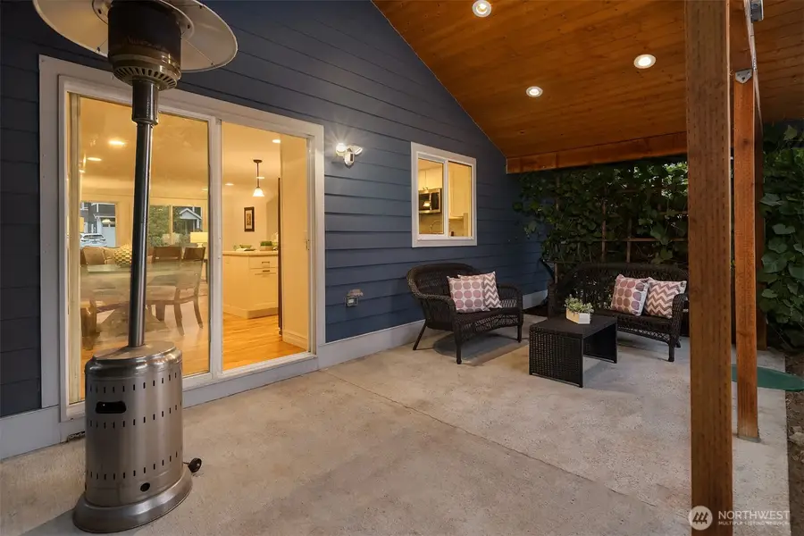 2205 NE 28th Street, Renton, WA 98056 - #2