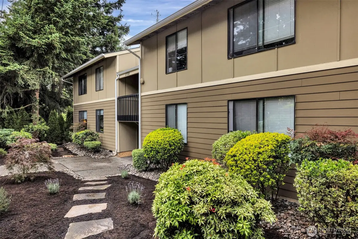 11701 100th Avenue Ne #5, Kirkland, WA 98034 - #1