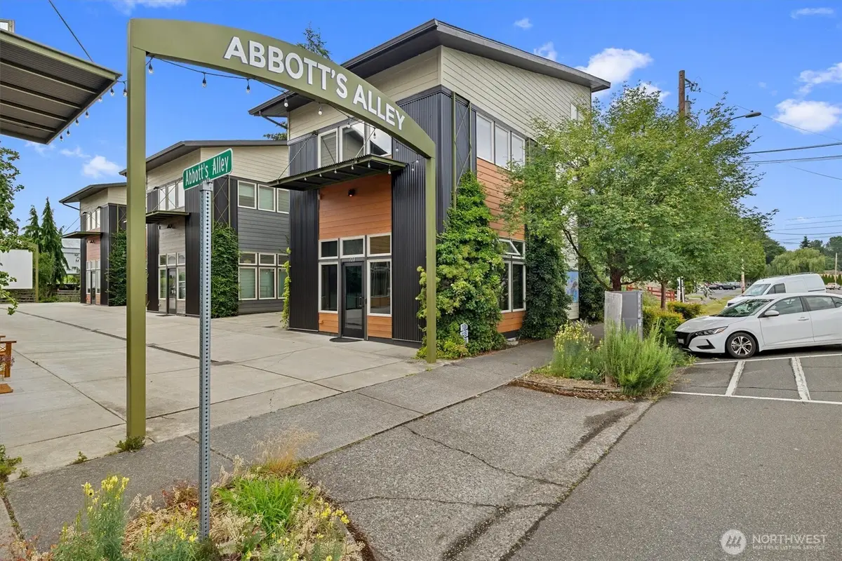 128 Abbott's Alley, Sedro Woolley, WA 98284 - #1