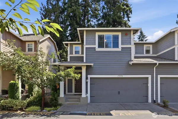 19711 26th Avenue W #A, Lynnwood, WA 98036
