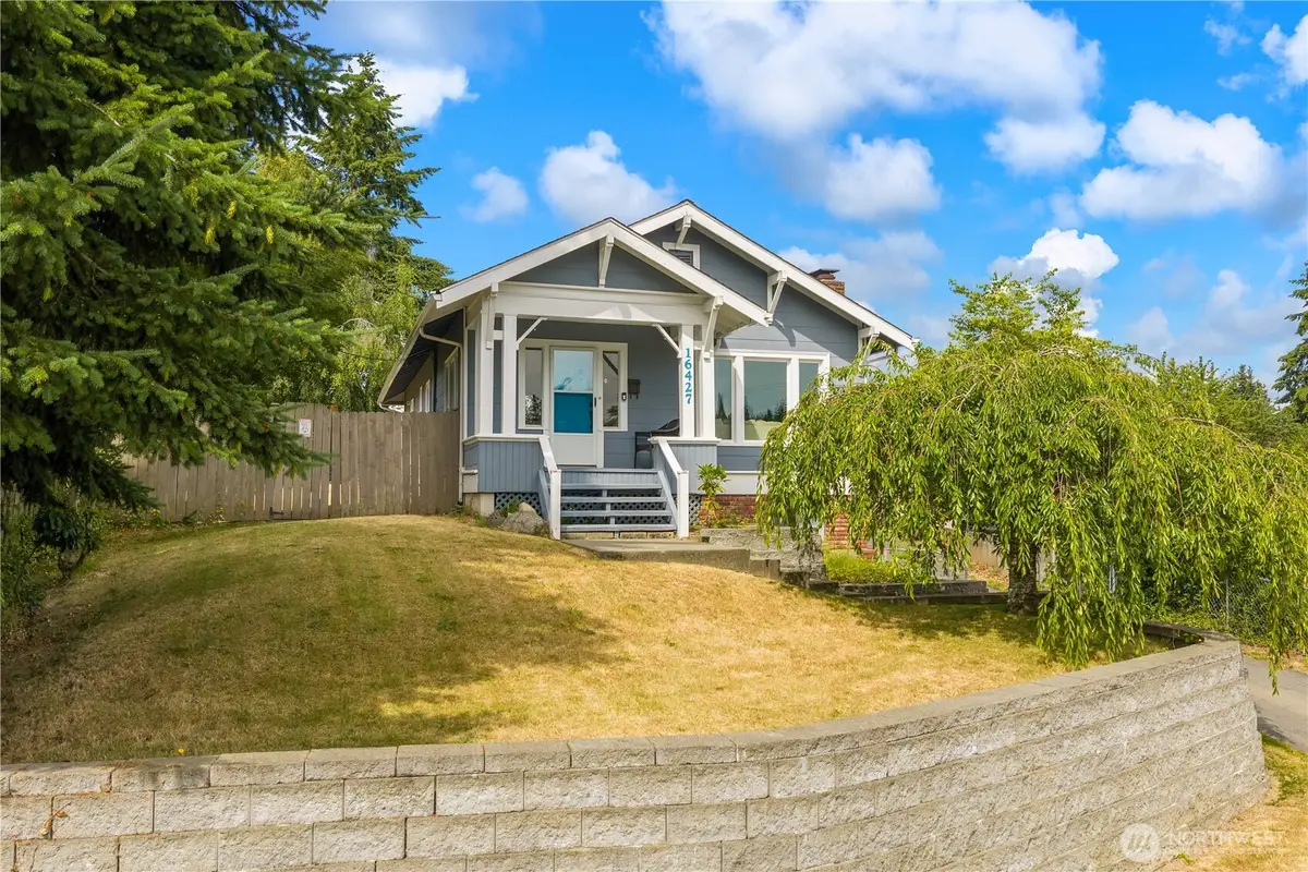 16427 109th Avenue Se, Renton, WA 98055 - #1