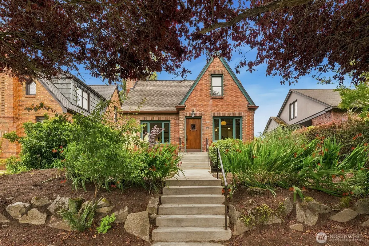 7754 Jones Avenue Nw, Seattle, WA 98117 - #1