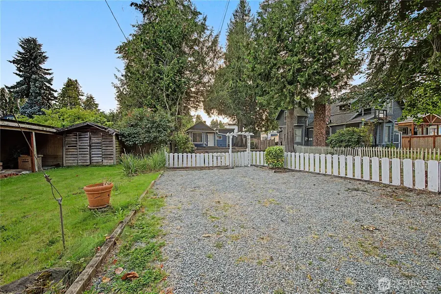 10255 41st Avenue Sw, Seattle, WA 98146 - #2