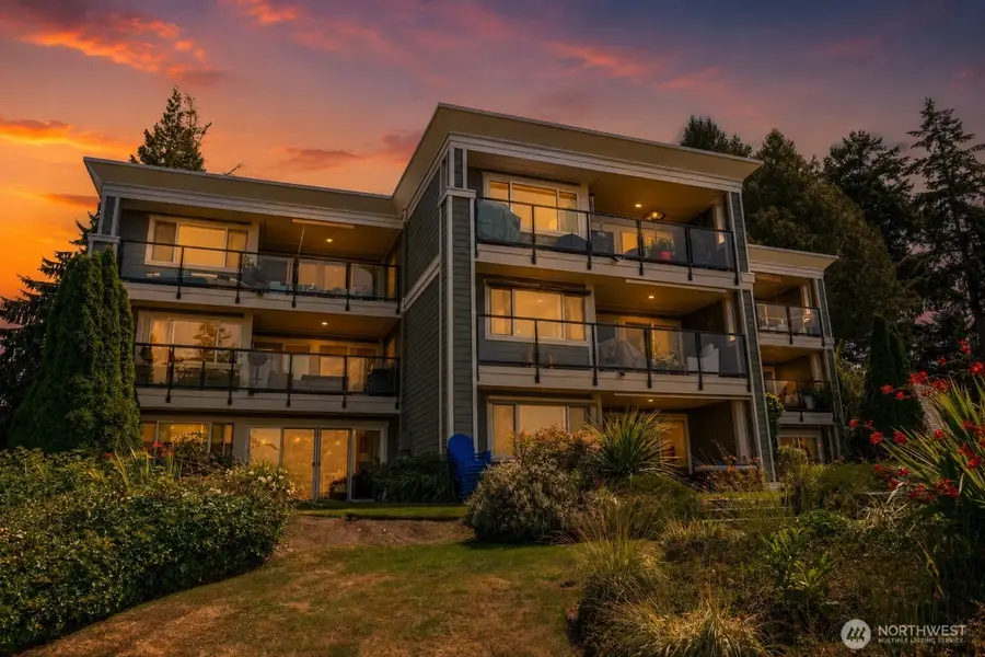 6620 Lake Washington Boulevard Ne #303, Kirkland, WA 98033 - #2