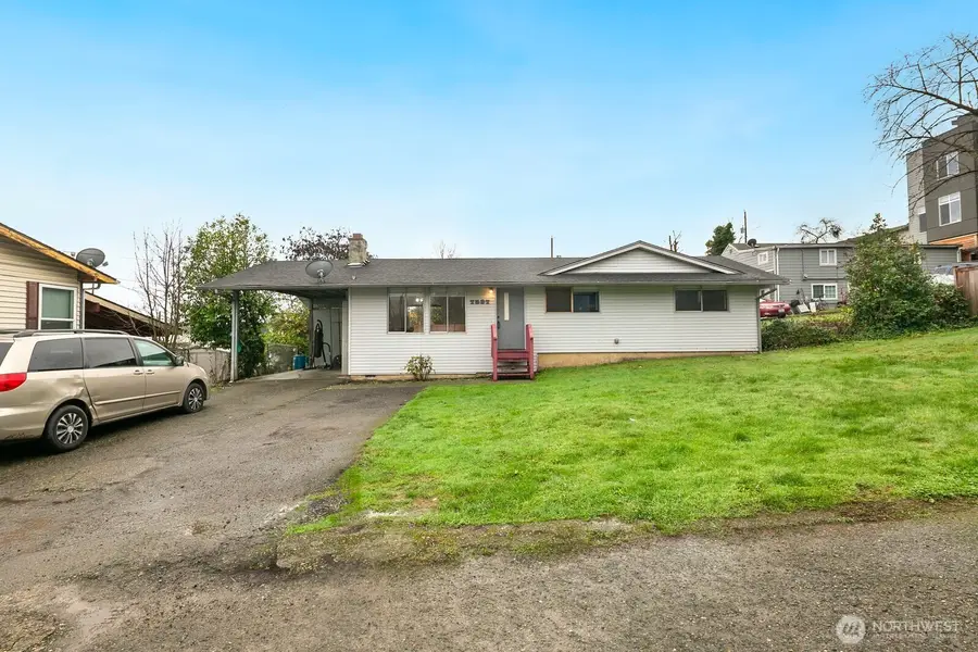 7537 44th Avenue S, Seattle, WA 98118 - #2