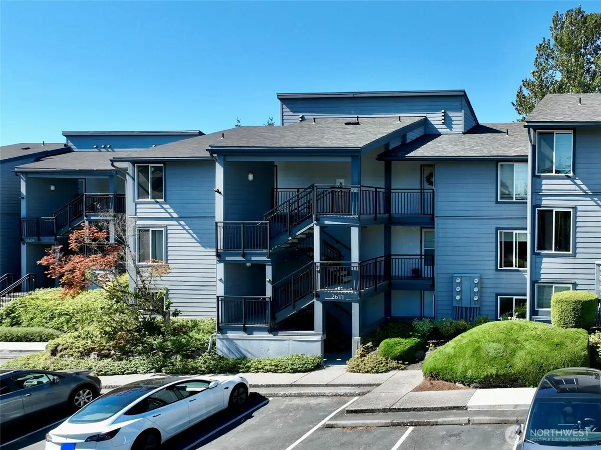2611 NE 4th Street #213, Renton, WA 98056 - #1