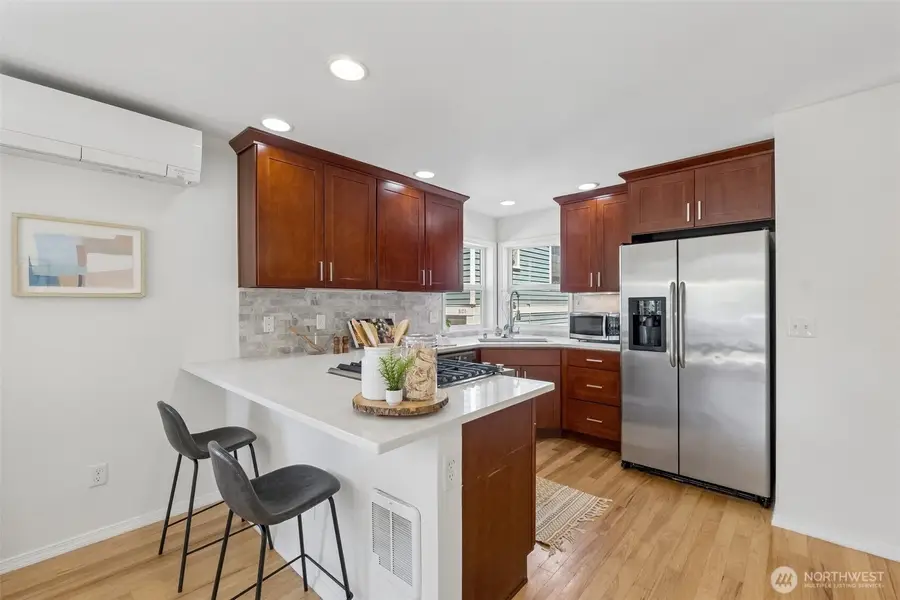 516 N 46th Street #A, Seattle, WA 98103 - #3