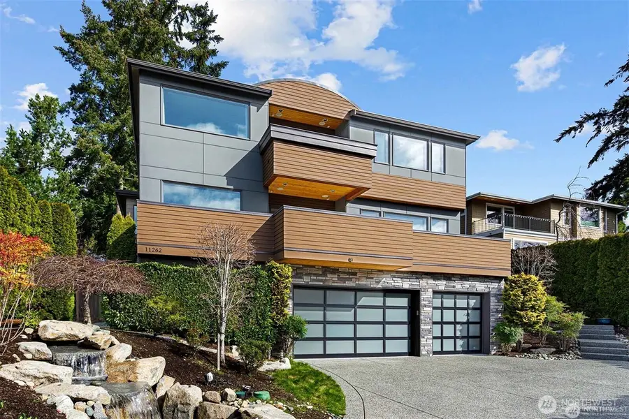 11262 SE 34th St, Bellevue, WA 98004 - #2