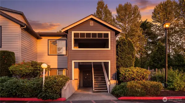 10825 SE 200th Street #F204, Kent, WA 98031