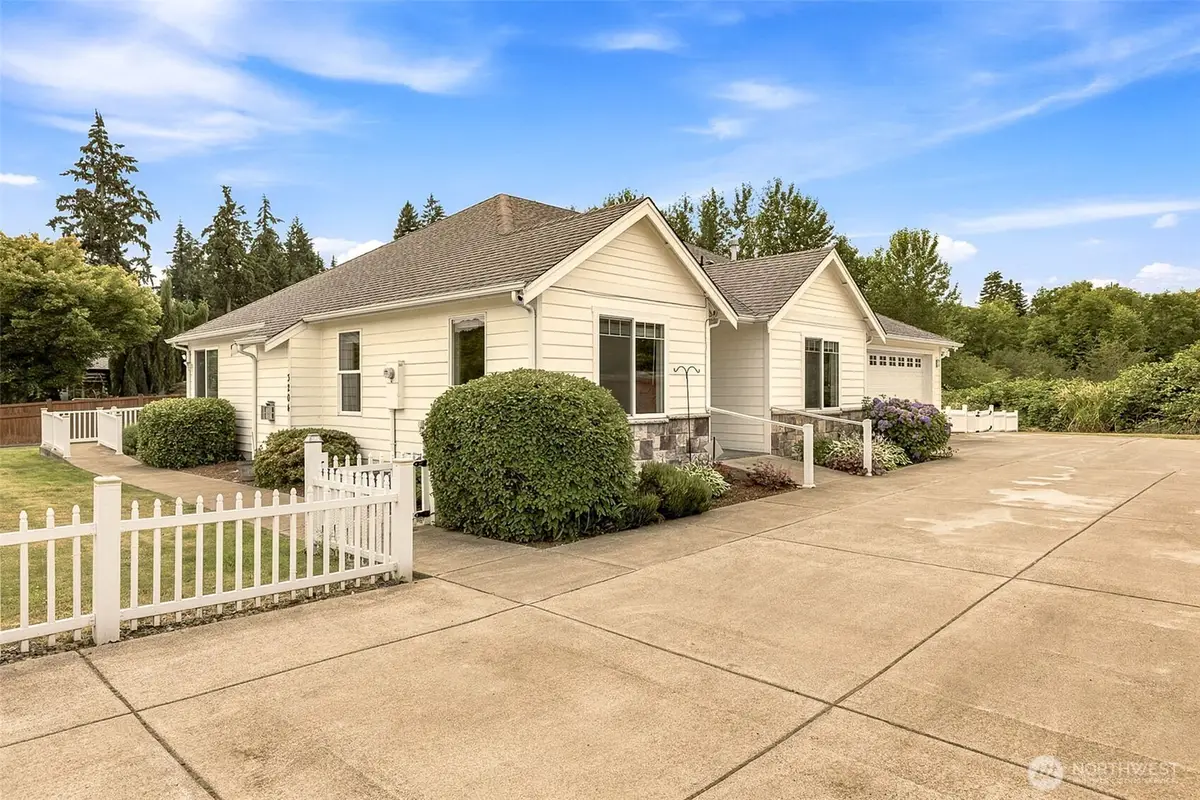 3204 20th Street Sw, Puyallup, WA 98373 - #1