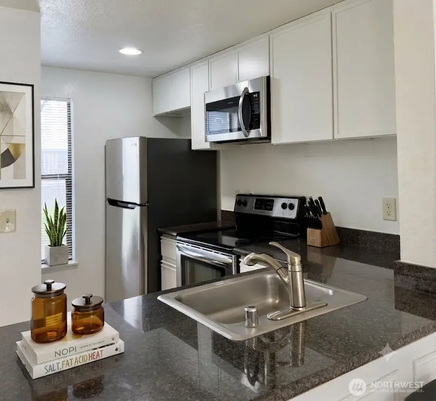 8013 NE 177th Court #403, Kenmore, WA 98028 - #2