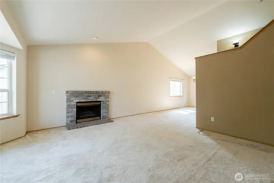 11204 172nd Street E, Puyallup, WA 98374 - #2