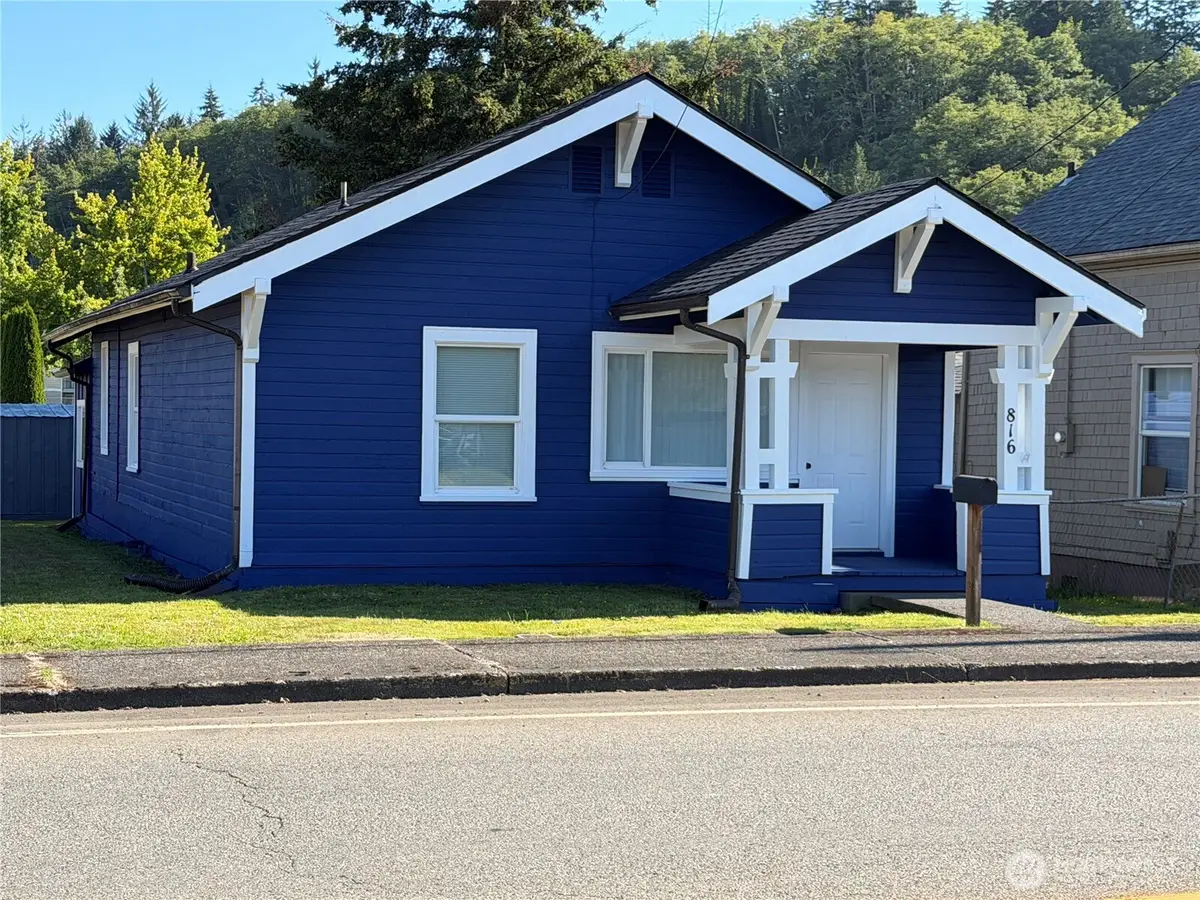816 Perry Avenue, Hoquiam, WA 98550 - #1
