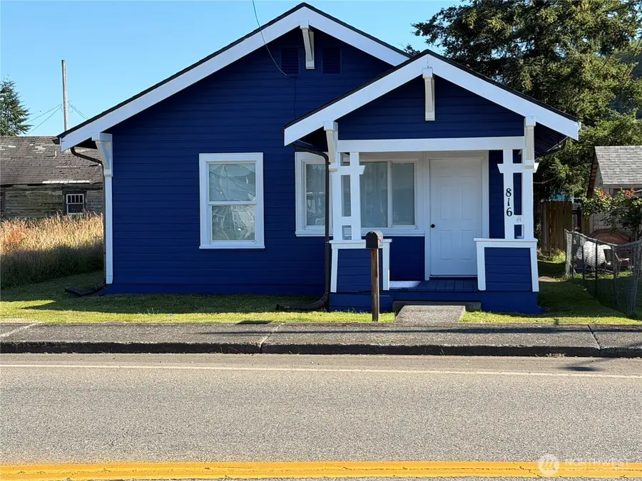 816 Perry Avenue, Hoquiam, WA 98550 - #2