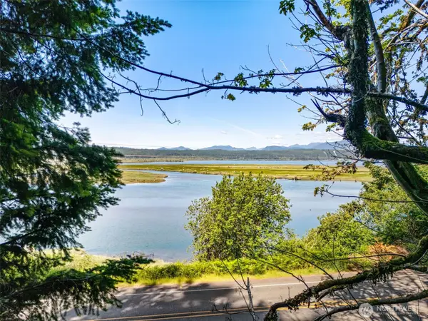 3692 E State Route 106, Union, WA 98592