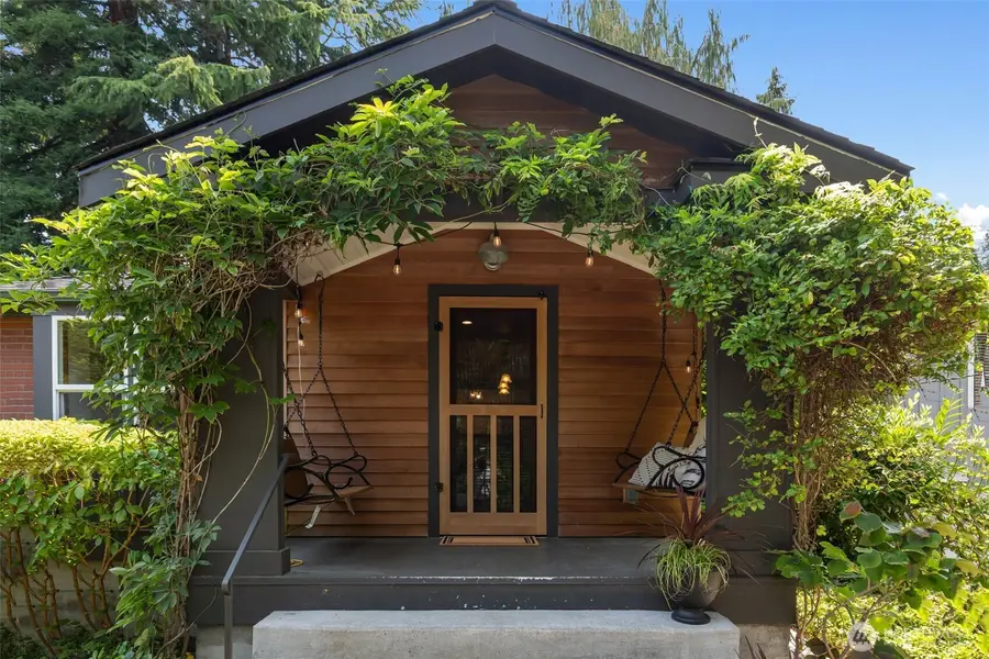 9602 26th Avenue Nw, Seattle, WA 98117 - #3
