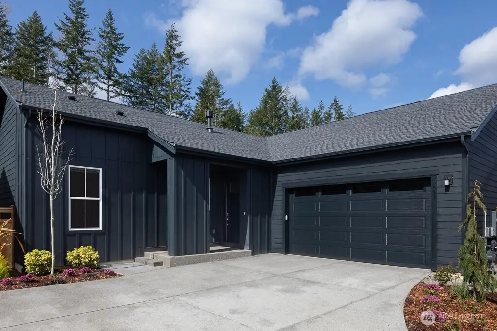 34103 Buckeye Avenue Se, Black Diamond, WA 98010 - #1