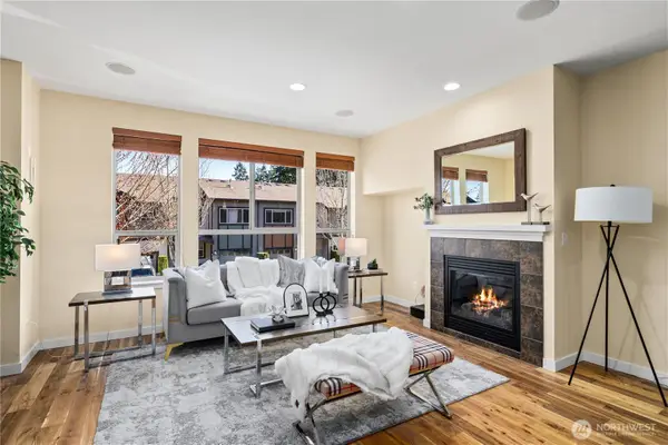 16528 2nd Park Se, Bothell, WA 98012