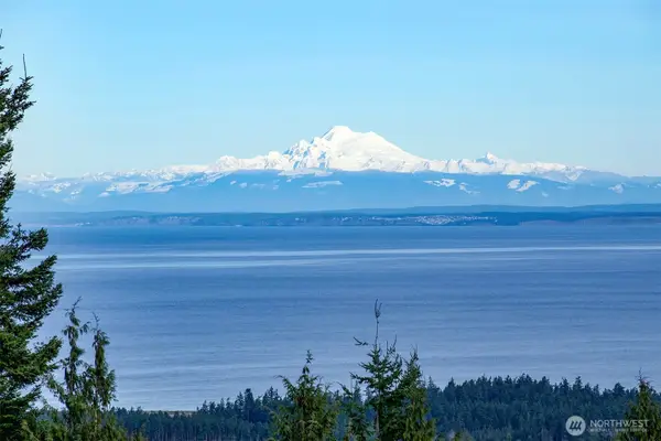 714 Doe Run Road, Sequim, WA 98382
