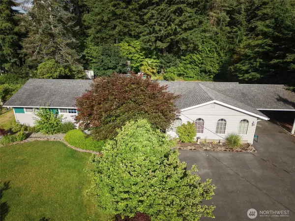 371 Evergreen Loop, Forks, WA 98331