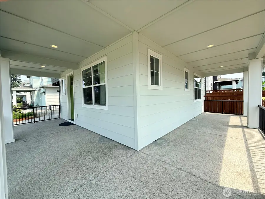 10044 5th Avenue Sw, Seattle, WA 98146 - #3