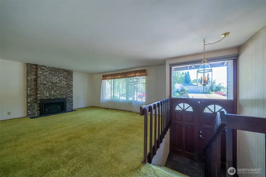 6054 123rd Avenue Se, Bellevue, WA 98006 - #2