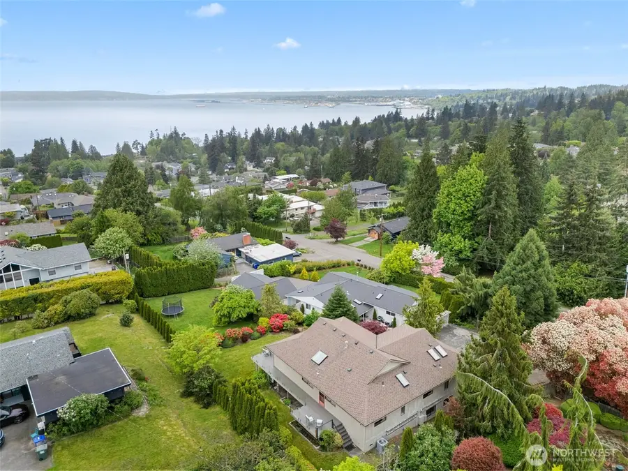 5128 Seaview Way, Everett, WA 98203 - #3