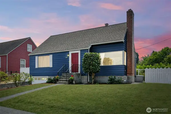1217 S Charlestown Street, Seattle, WA 98108