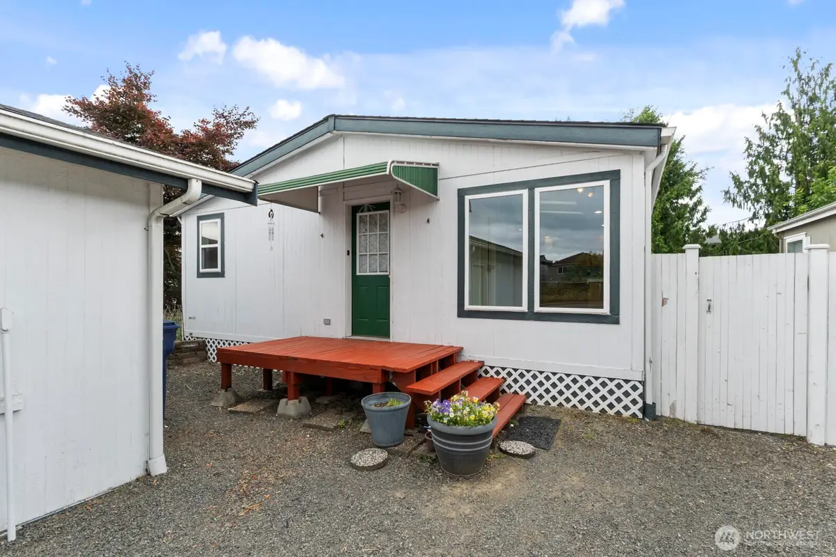 8331 15th Place Se, Lake Stevens, WA 98258 - #1