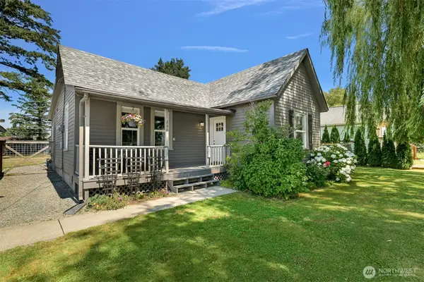 230 Vancouver Street, Sumas, WA 98295