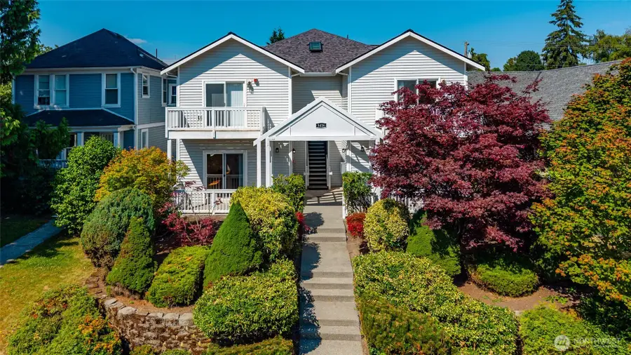 3426 Oakes Avenue, Everett, WA 98201 - #2