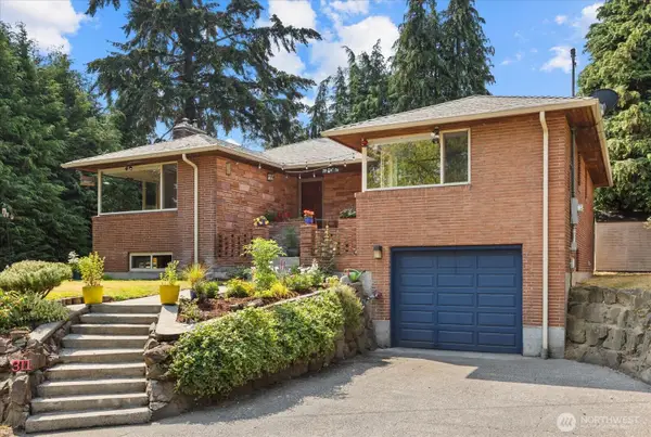 311 S 104th Street, Seattle, WA 98168