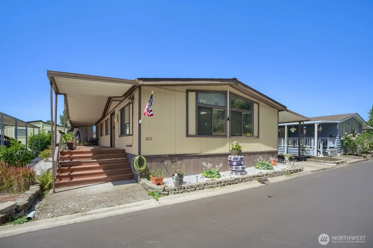 3611 NE I St #207, Auburn, WA 98002 - #1