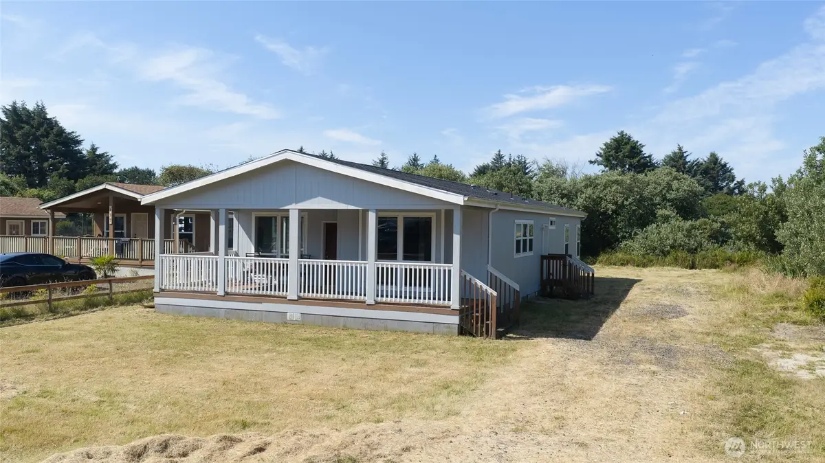 141 Frigate Street Nw, Ocean Shores, WA 98569 - #1